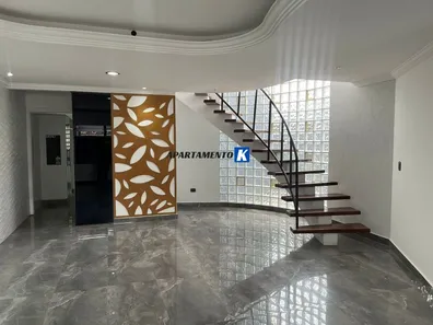Sobrado com 4 Quartos para alugar, 246m² no Jardim Paraventi, Guarulhos