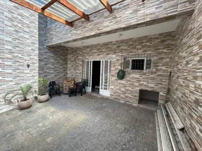 Sobrado com 3 Quartos à venda, 161m² no Jardim Bela Vista, Araçariguama