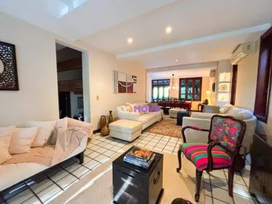 Casa de Condomínio com 3 Quartos à venda, 310m² no Largo da Batalha, Niterói