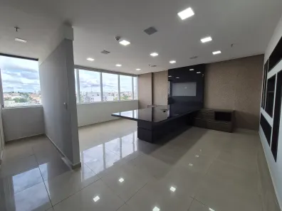 Andar / Laje corporativa com 4 Quartos para alugar, 18400m² no Jardim Emília, Sorocaba
