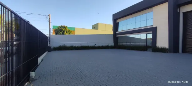 Galpão / Depósito / Armazém para alugar, 1049m² no Jardim Morumbi, Cambé