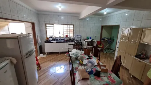 Sobrado com 2 Quartos à venda, 177m² no Jardim Residencial Iedda, Araraquara