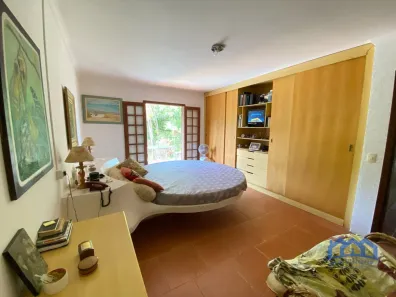 Fazenda / Sítio / Chácara com 11 Quartos à venda, 19000m² no , Mairinque