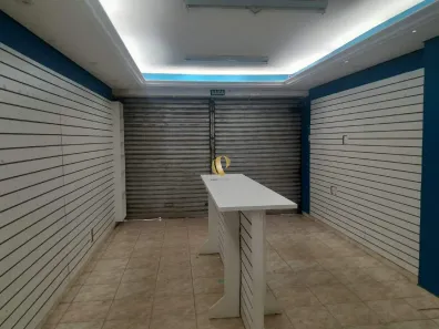 Loja / Salão / Ponto Comercial à venda, 66m² no Centro, Sete Lagoas