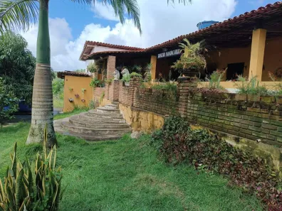 Fazenda / Sítio / Chácara com 3 Quartos à venda, 130m² no Matriz, Vitória de Santo Antão