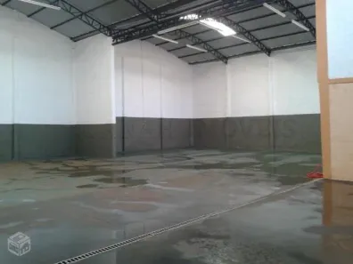 Loja / Salão / Ponto Comercial com 1 Quarto à venda, 480m² no Nova Cravinhos, Cravinhos