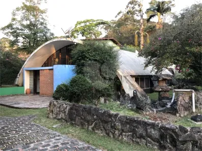Casa com 4 Quartos para venda ou aluguel, 254m² no Jardim Colibri, Cotia