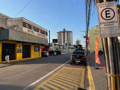 Loja / Salão / Ponto Comercial à venda, 225m² no Capoeiras, Florianópolis