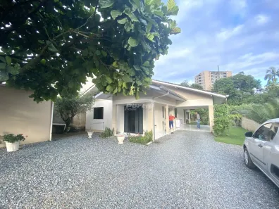 Casa com 3 Quartos para alugar, 113m² no Itoupava Central, Blumenau