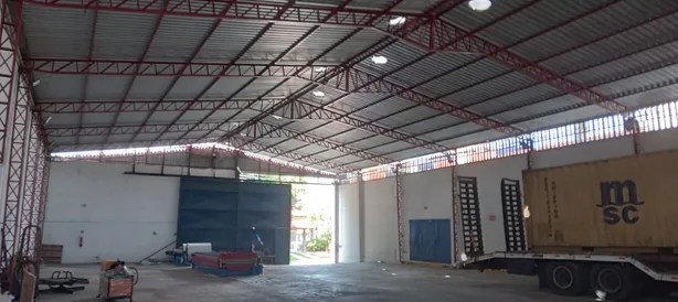 Galpão / Depósito / Armazém para alugar, 800m² no Flores, Manaus