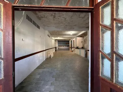 Conjunto Comercial / Sala com 1 Quarto à venda, 165m² no Portão, Lauro de Freitas