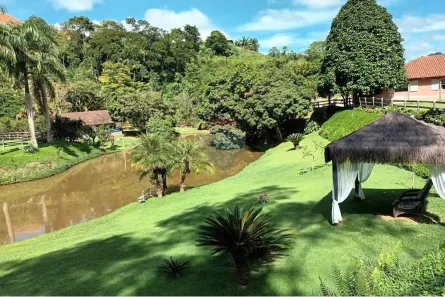 Fazenda / Sítio / Chácara com 5 Quartos à venda, 54000m² no , Bom Jardim