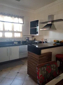 Sobrado com 3 Quartos à venda, 169m² no Niterói, Canoas