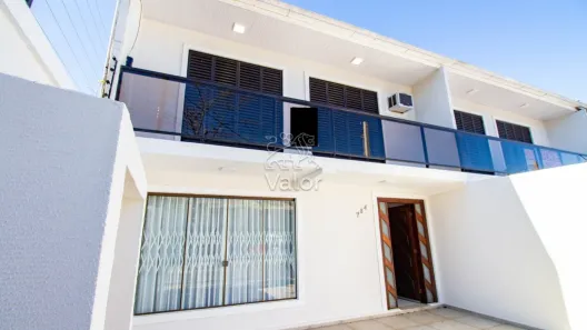 Sobrado com 3 Quartos à venda, 132m² no Boa Vista, Curitiba