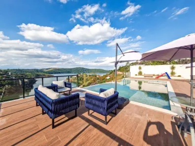 Casa de Condomínio com 3 Quartos à venda, 210m² no , Igaratá