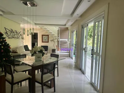 Casa de Condomínio com 4 Quartos à venda, 270m² no Sapê, Niterói