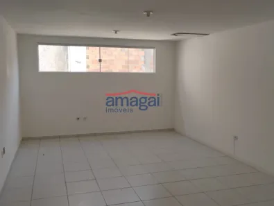 Casa Comercial para alugar, 80m² no Centro, Jacareí