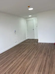 Conjunto Comercial / Sala para alugar, 25m² no Conforto, Volta Redonda