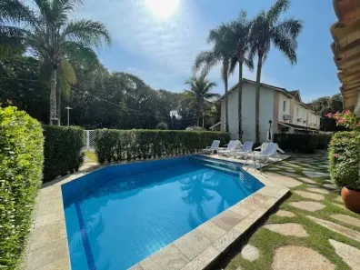 Sobrado com 2 Quartos para venda ou aluguel, 65m² no São Lourenço, Bertioga