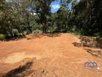 Fazenda / Sítio / Chácara com 3 Quartos à venda, 1000m² no , Mairinque