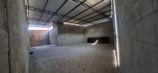 Galpão / Depósito / Armazém para alugar, 260m² no Balneário São Pedro, São Pedro da Aldeia