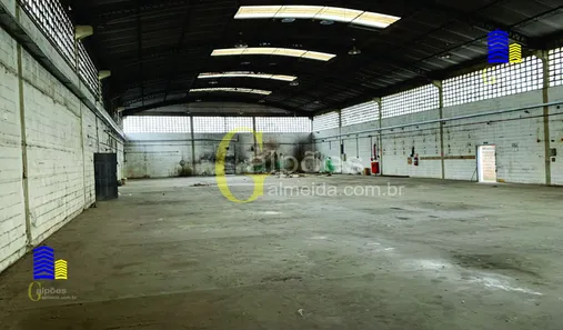 Galpão / Depósito / Armazém para alugar, 790m² no Piratininga, Osasco