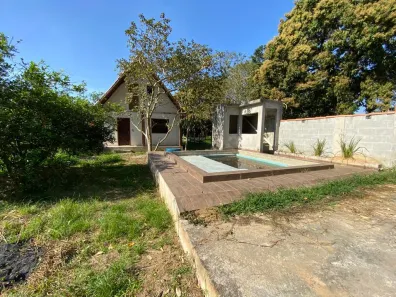Fazenda / Sítio / Chácara com 2 Quartos à venda, 1300m² no Lago Azul, Barra do Piraí