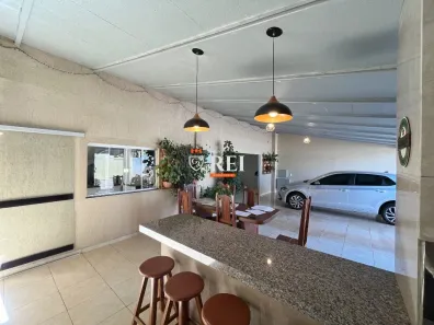 Sobrado com 3 Quartos à venda, 200m² no Setor Dona Gercina, Rio Verde