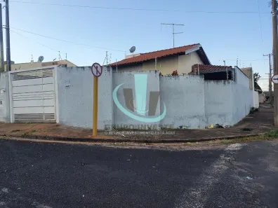 Casa com 3 Quartos à venda, 109m² no Parque Igaçaba, Araraquara