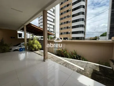 Casa com 4 Quartos à venda, 223m² no Tirol, Natal