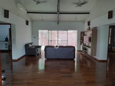 Fazenda / Sítio / Chácara com 3 Quartos à venda, 311m² no Chácaras do Guacuri, Itupeva