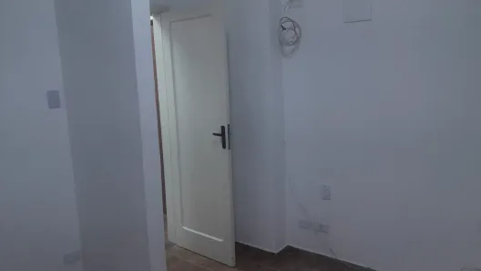 Kitnet à venda, 33m² no Centro, São Vicente