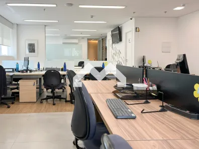 Conjunto Comercial / Sala com 3 Quartos à venda, 120m² no Vila da Serra, Nova Lima