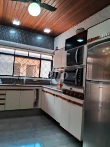 Casa de Vila com 3 Quartos para alugar, 251m² no Jardim Cristina, Jundiaí