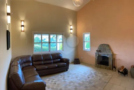 Fazenda / Sítio / Chácara com 5 Quartos à venda, 540m² no Mairinque, Mairinque