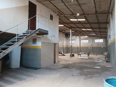 Galpão / Depósito / Armazém à venda, 324m² no Marcelo Deda, São Cristóvão