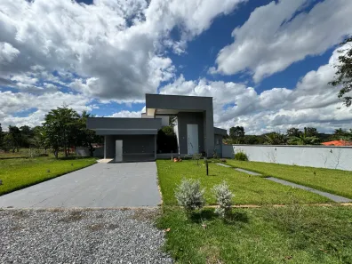 Casa de Condomínio com 3 Quartos à venda, 248m² no , Bela Vista de Goiás