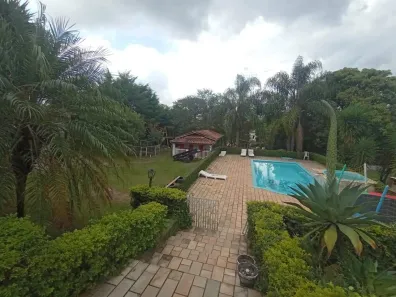 Fazenda / Sítio / Chácara com 5 Quartos para alugar, 469m² no Jardim Maracanã, Atibaia