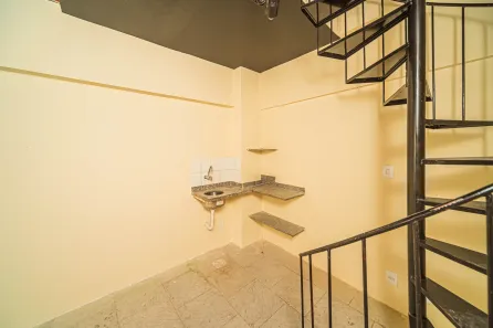 Loja / Salão / Ponto Comercial à venda, 40m² no Cascatinha, Juiz de Fora