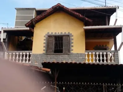 Casa com 3 Quartos à venda, 120m² no Colubande, São Gonçalo
