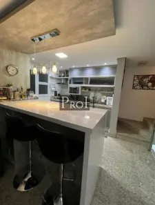 Casa de Condomínio com 4 Quartos para alugar, 180m² no Jardim, Santo André