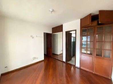 Apartamento com 3 Quartos para alugar, 240m² no Ingá, Niterói