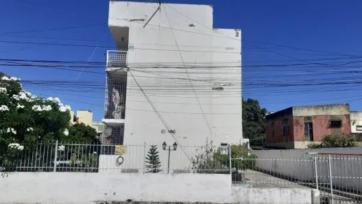 Apartamento com 3 Quartos para alugar, 73m² no Pau Amarelo, Paulista