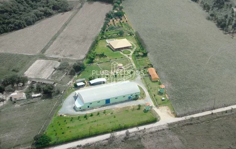Galpão / Depósito / Armazém para venda ou aluguel, 2800m² no Itapeva, Votorantim