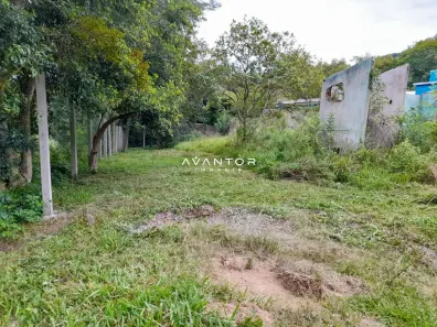 Terreno / Lote / Condomínio à venda, 708m² no Chácara das Flores, Santa Maria