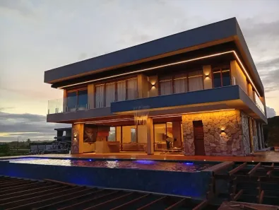 Casa de Condomínio com 8 Quartos à venda, 615m² no Guarajuba (Monte Gordo), Camaçari