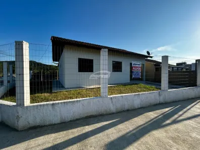 Casa com 2 Quartos para alugar, 70m² no Nossa Senhora de Fátima, Penha