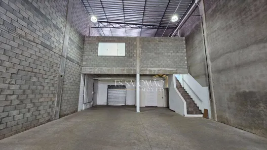Galpão / Depósito / Armazém para alugar, 500m² no Piratininga, Osasco