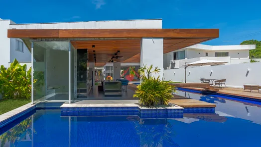 Casa de Condomínio com 5 Quartos à venda, 750m² no Interlagos (Abrantes), Camaçari