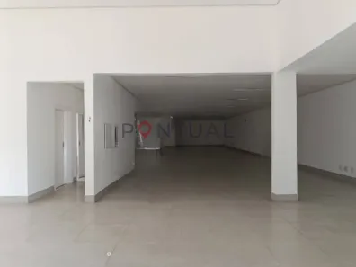 Loja / Salão / Ponto Comercial para alugar, 300m² no Centro, Marília
